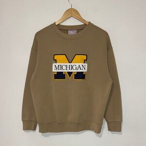 Vintage Michigan Wolverines Crewneck / Medium / 90s